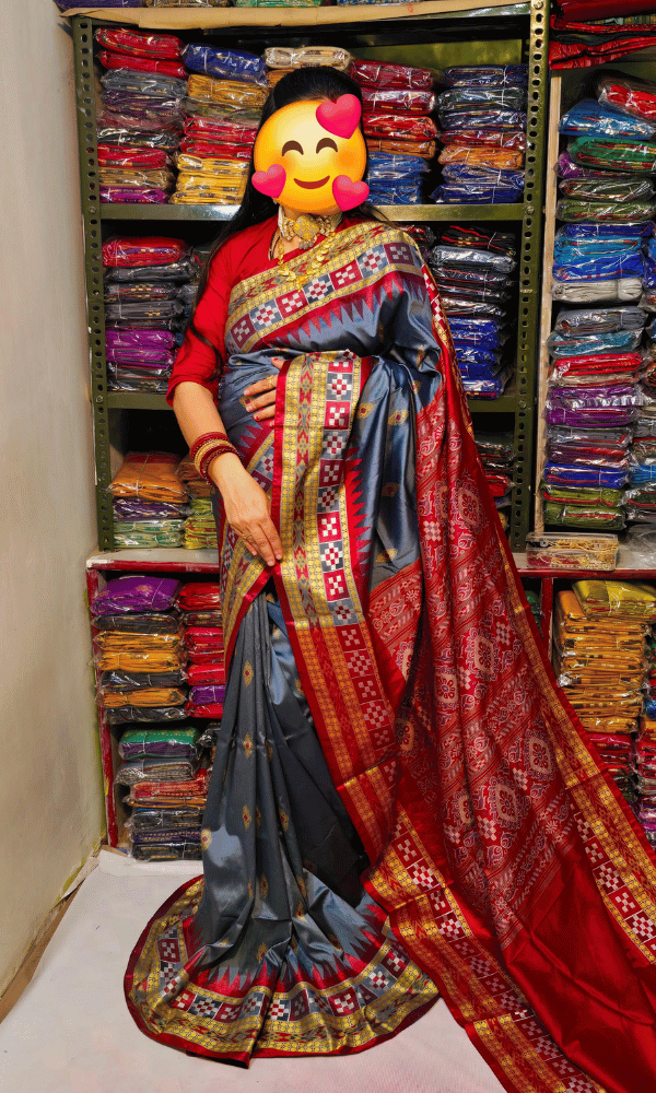 Festive Double Border silk saree in Silver